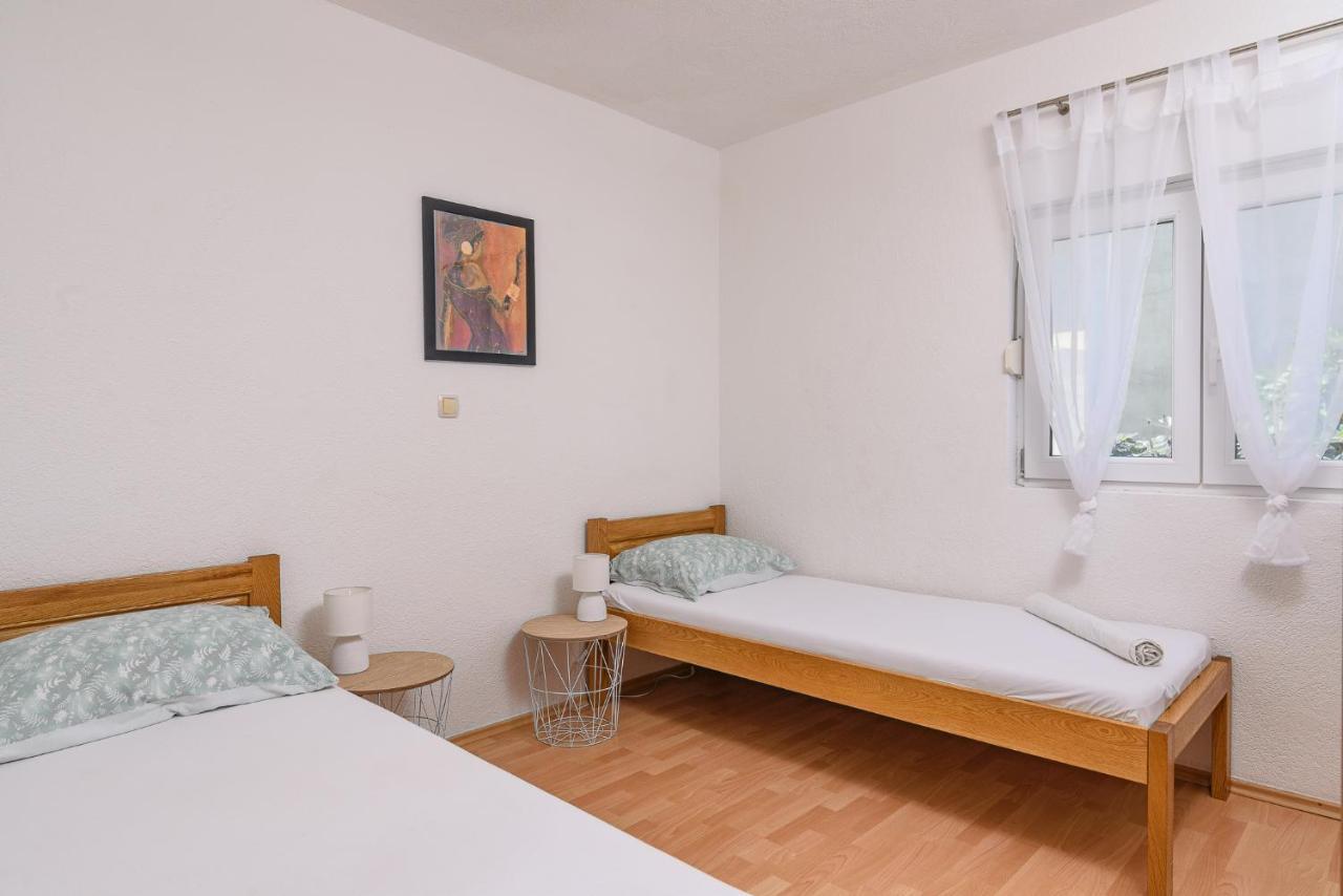 Apartment Planikovica Trogir Exterior photo